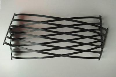 鋼塑土工格柵在路面修復工程中的應(yīng)用方法